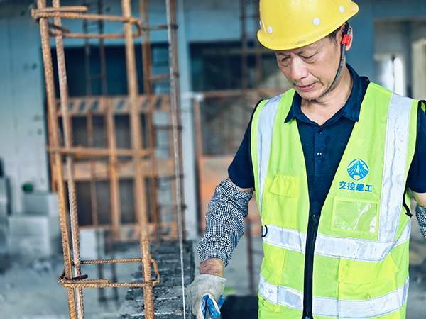 ������ս���� ����ƽ��������¾������µ�4008�ƶ����Ž�����